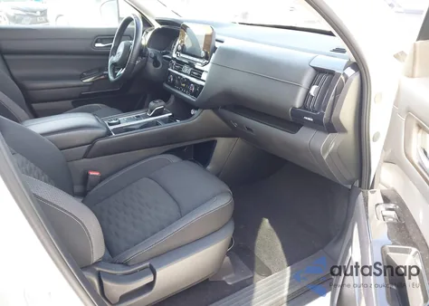 2022 Nissan Pathfinder Sv 4Wd from USA, damaged, VIN 5N1DR3BC5NC220557